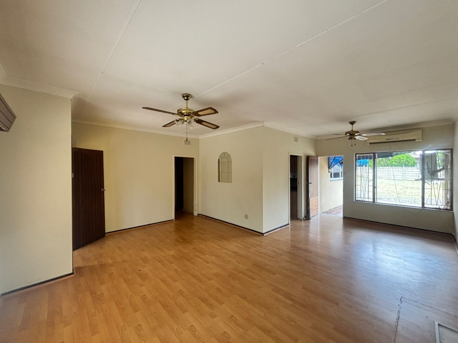 3 Bedroom Property for Sale in La Hoff North West